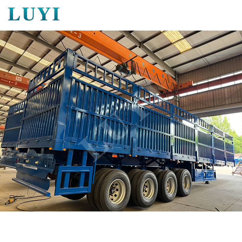 海を越えて「力」をお届け！ Luyi 4軸サイドウォールフェンスセミトレーラーがモザンビークに出荷