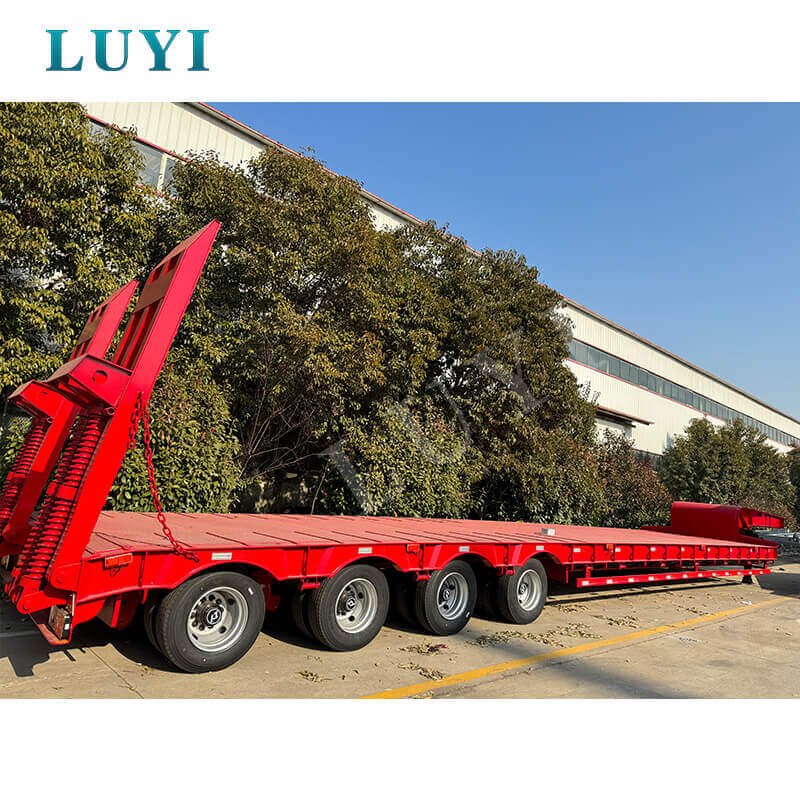 Lu Yi Factory がカメルーンからの貴重なゲストを歓迎します! 4軸ローベッドセミトレーラー 海外でも確実に受注