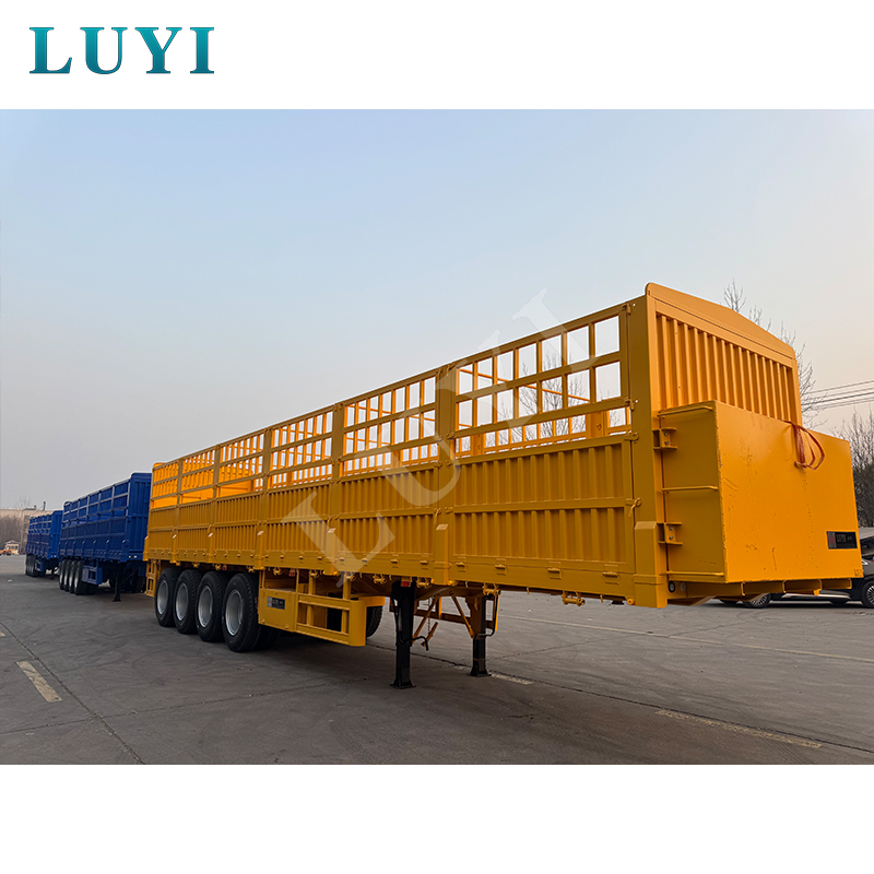 綿密な協力の見通し: ドイツの顧客が当社の 4 軸ステーク セミトレーラーを検査し、好評