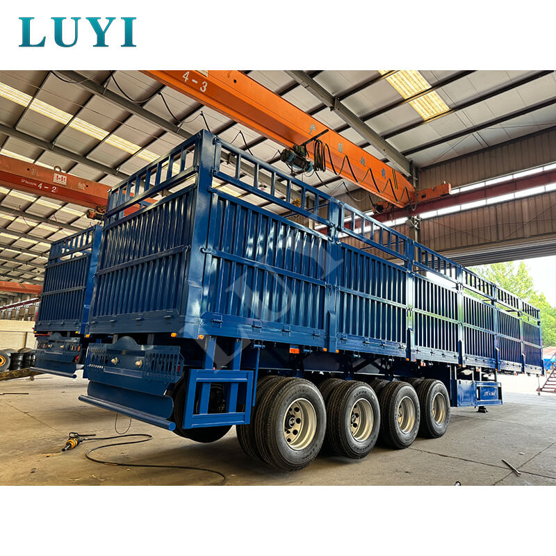 国境を越えた物流を新たに後押し：5軸サイドウォールセミトレーラーがマダガスカルへの出荷に成功し、中国とアフリカの貨物協力関係を強化