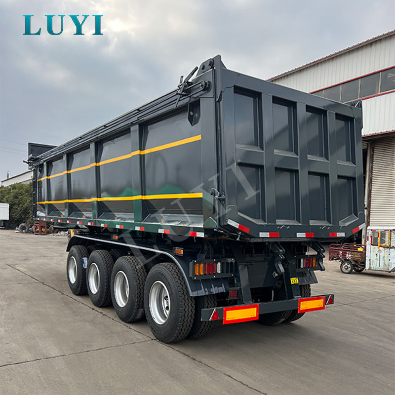 ばら積み資材輸送用 4 軸後傾セミトレーラー