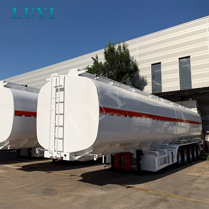 70,000L 5 軸マルチコンパートメント燃料タンカー セミトレーラー