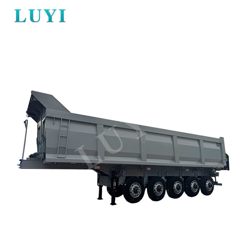 90トン後部転倒ダンプセミトレーラー