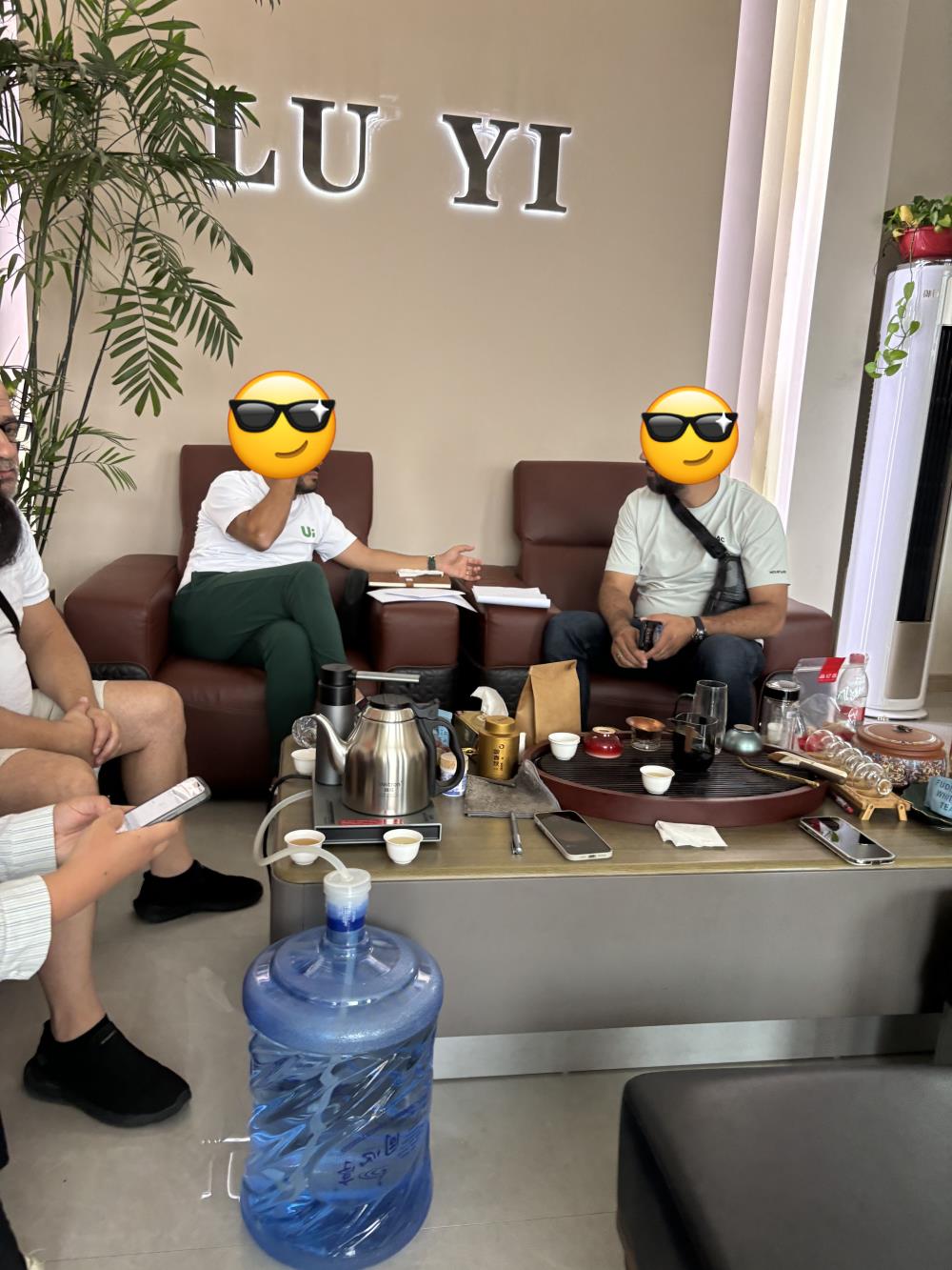 工場訪問から艦隊拡張まで: LUYI がどのようにしてサウジアラビアのセメントタンカーセミトレーラーの注文を獲得したか