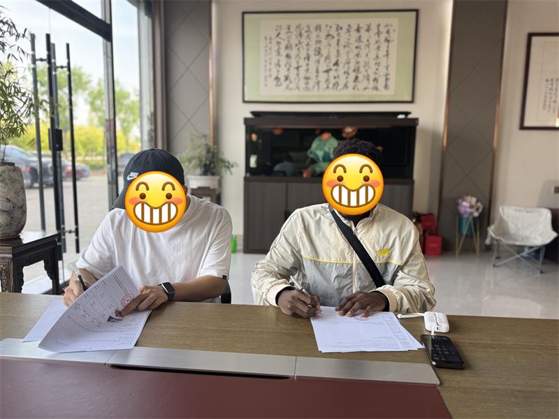 LUYI はどのようにして工場検査とカスタムエンジニアリングを通じてモザンビークのセメントタンカーを受注したか