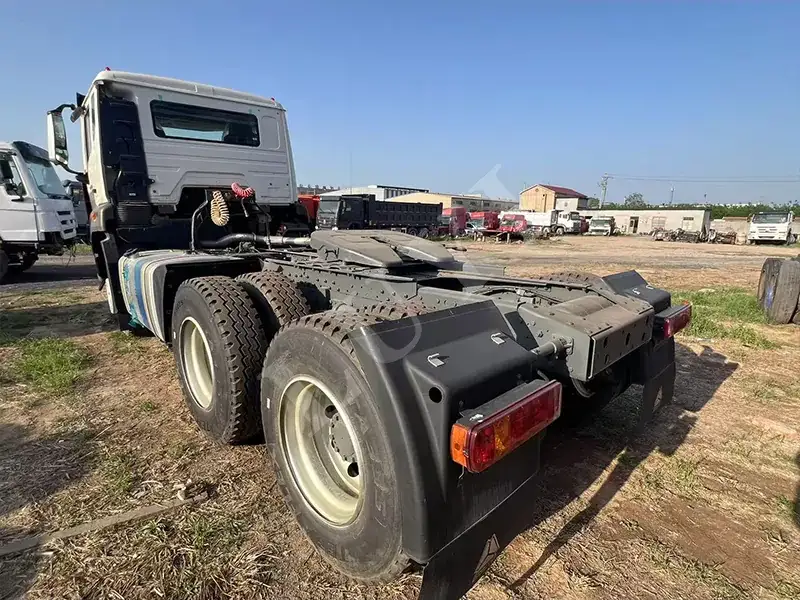 Howo 6X4 Tractor Truck